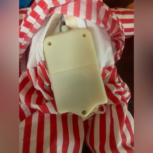 Vintage Working Sesame Street 1997 Tyco Nighttime Sing & Snore Ernie w/Eye Mask - Picture 3 of 9